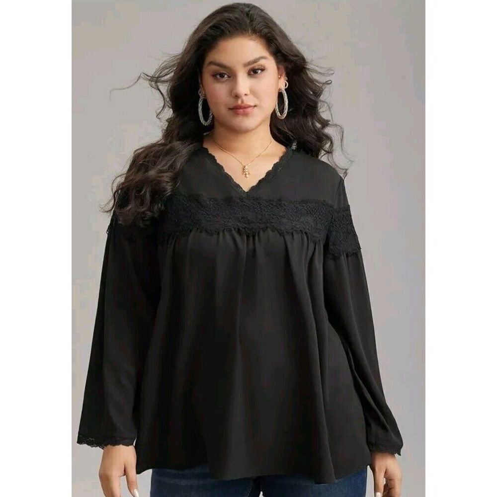 Bloomchic Vneck Lace Panel Gathered Blouse Size18-20 NWT *Sold Out‎ On Website